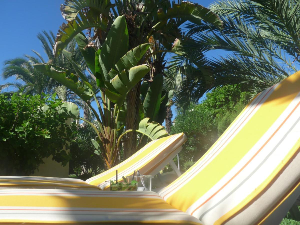 Casa Esquina Verde : The Best Location In The Naturist Zone Of Playa! Apartament